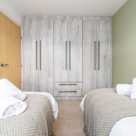 6 Guests - 3 Bedrooms - Free Wi-Fi - 曼彻斯特 外观 照片